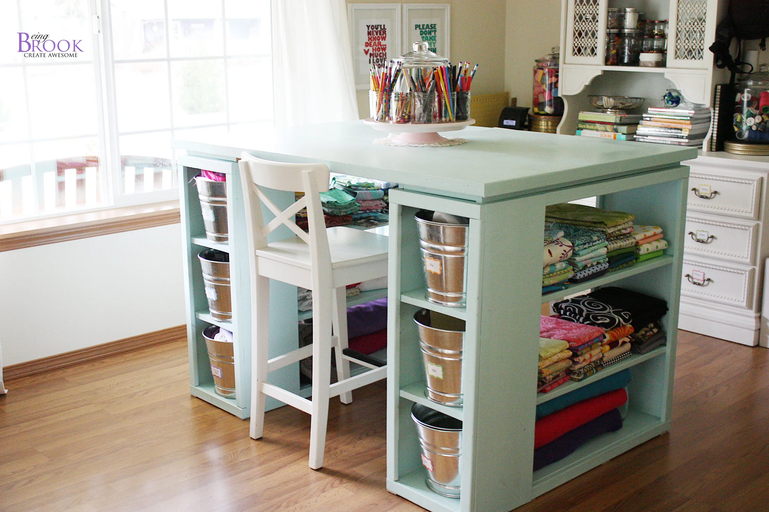 Storage table
