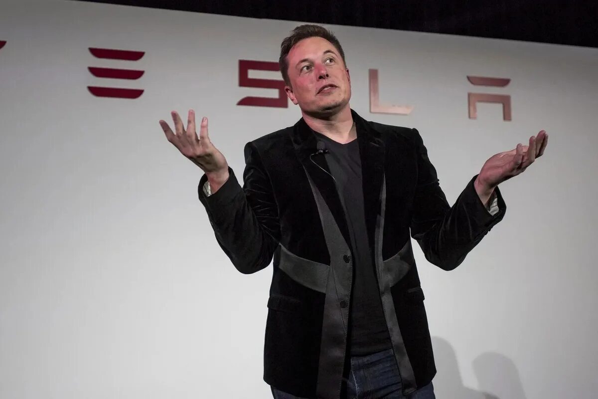 Маск продал. Elon Musk. Илон Маск 2015. Элон Маск фото. Элон Маск Тесла.
