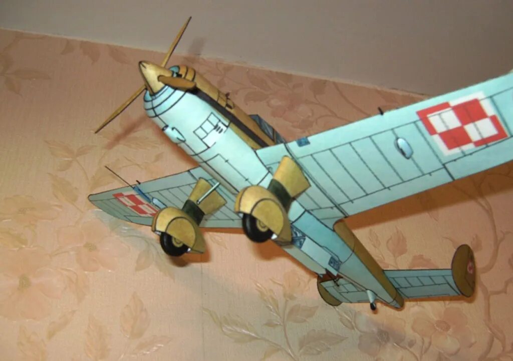 Малы моделяж. Pzl-106 maly modelarz. pzl-130 orlik. малый modelarz.