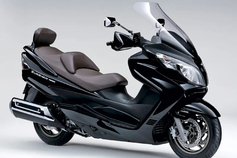 Купить скутер в калининграде. Suzuki Burgman 400. Suzuki Burgman 400 2023. Suzuki Burgman 125. Макси скутер Сузуки 400.