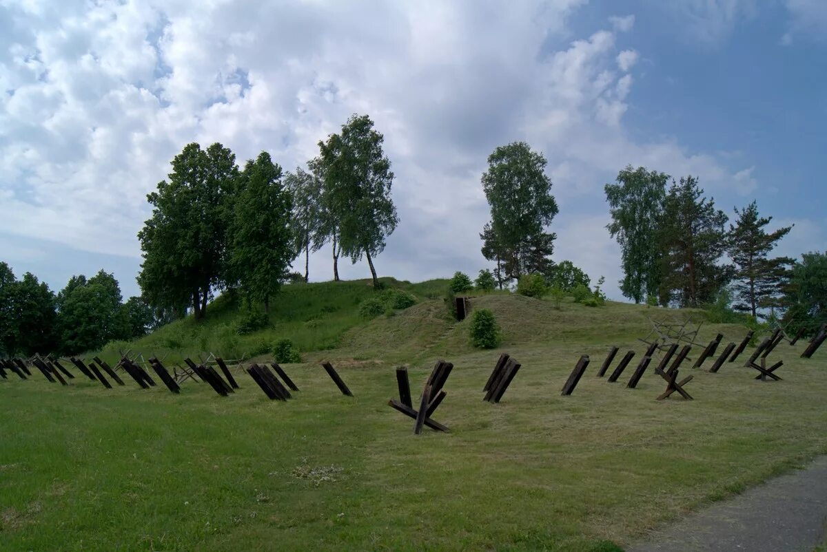 Деревня гомель беларусь. Деревня гомель беларусь. Деревня уза. Историко-культурный комплекс «поле ратной славы» деревня гомель. Поле ратной славы полоцкий район.