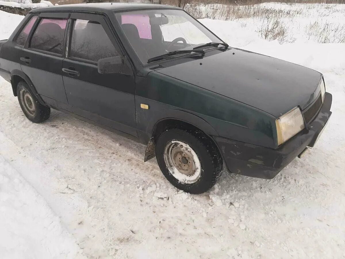 Подкапотка ваз 21099 инжектор. Ваз 21099 1. Ваз 21099 инжекторная. Цвет триумф ваз 2199. Движок 21099 инжекторный.