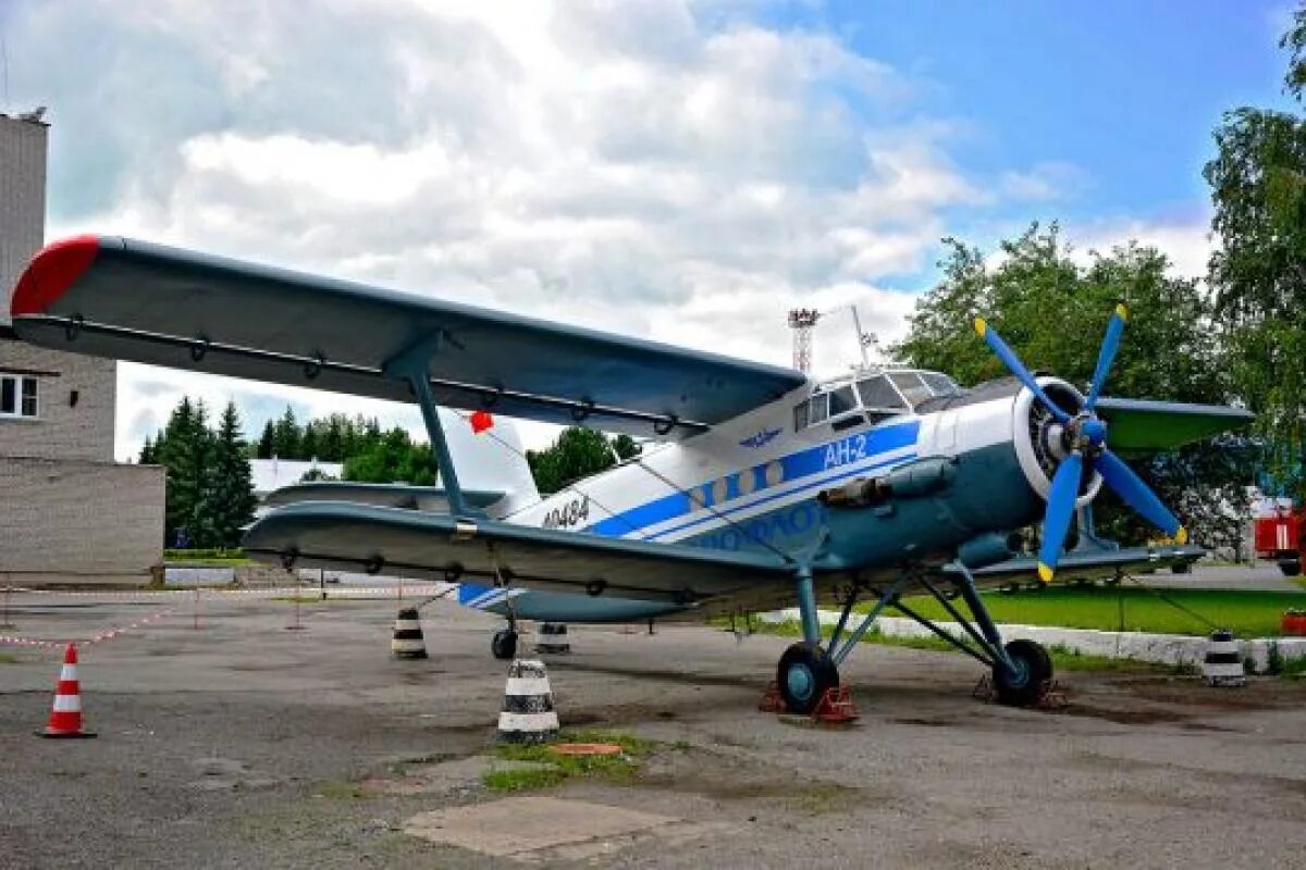 Самолеты в барнауле купить. Самолёт АН-2. Кукурузник АН-2 пассажирский. Гидросамолет "АН-2 В". Самолет ан2 Калининград.