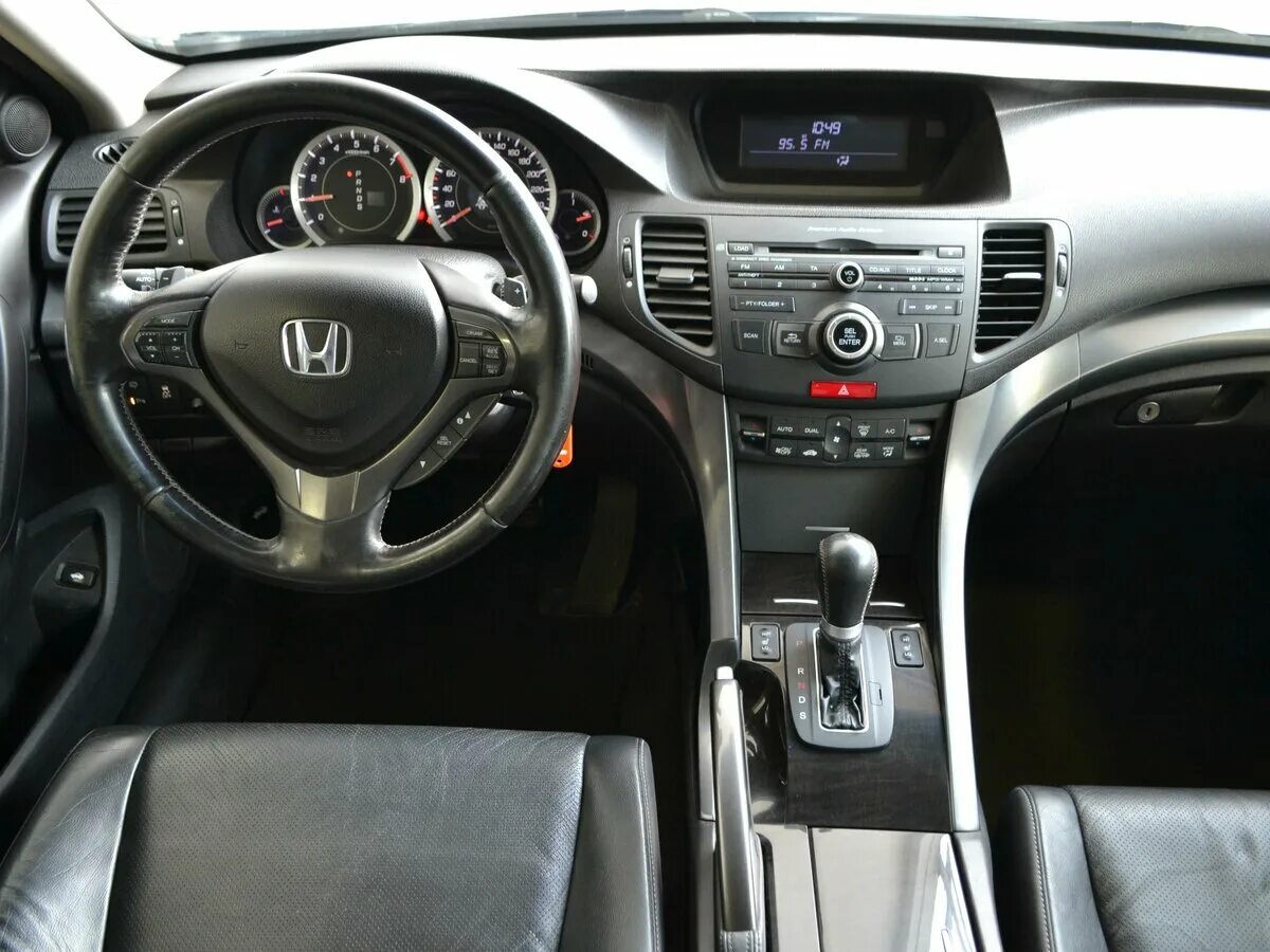 Honda accord 2011 салон. Honda accord 8 поколение. 5 v6 2016. Honda accord 8 2. Honda accord 8 type r.