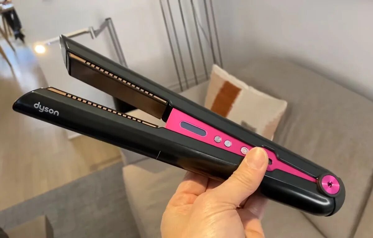 Утюжок дайсон 2024. Hair Straightener утюжок Dyson. Dyson Corral фуксия. Dyson утюжок Эстетика. Утюжок Дайсон копия Wireless.