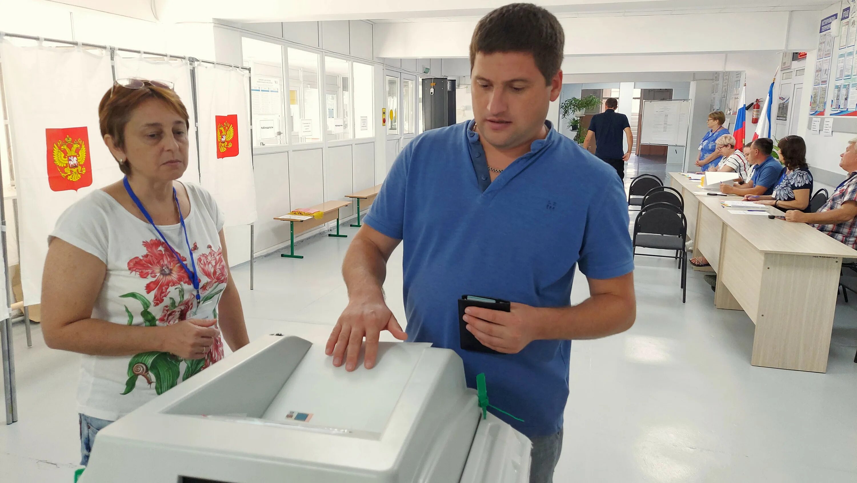 мифи томск. голосование сотрудников. голосование сотрудников. охрана на избирательных участках. собрание логотип.