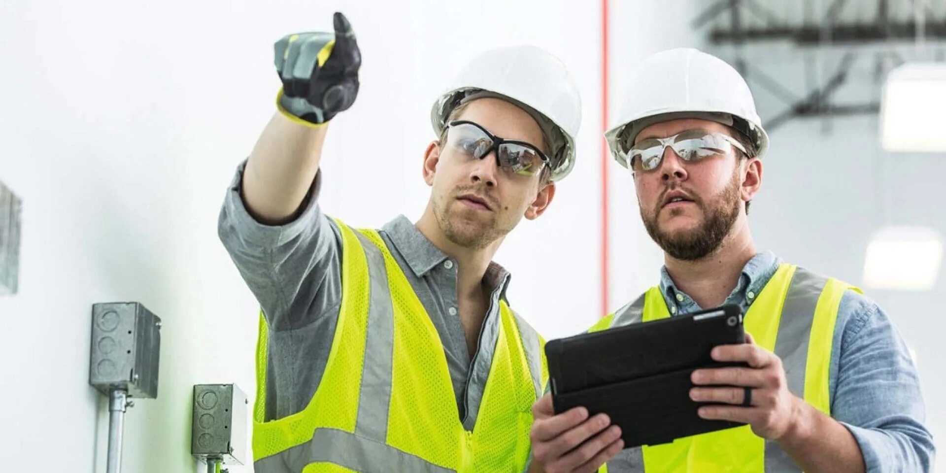 Читать лучший инженер в мире. Hilti profis engineering. лучшие инженеры. строительный объект hilti. инженер профи.