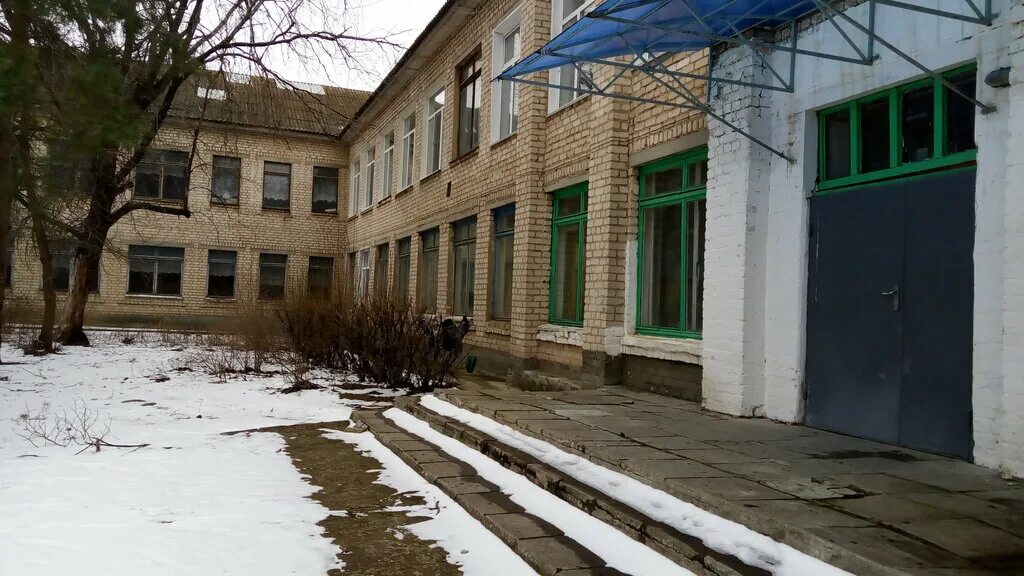 Октябрьская средняя школа п октябрьский. Октябрьская сош завьяловский район. Школа октябрьский поселок. Октябрьская средняя школа п октябрьский. Октябрьская средняя школа п октябрьский.