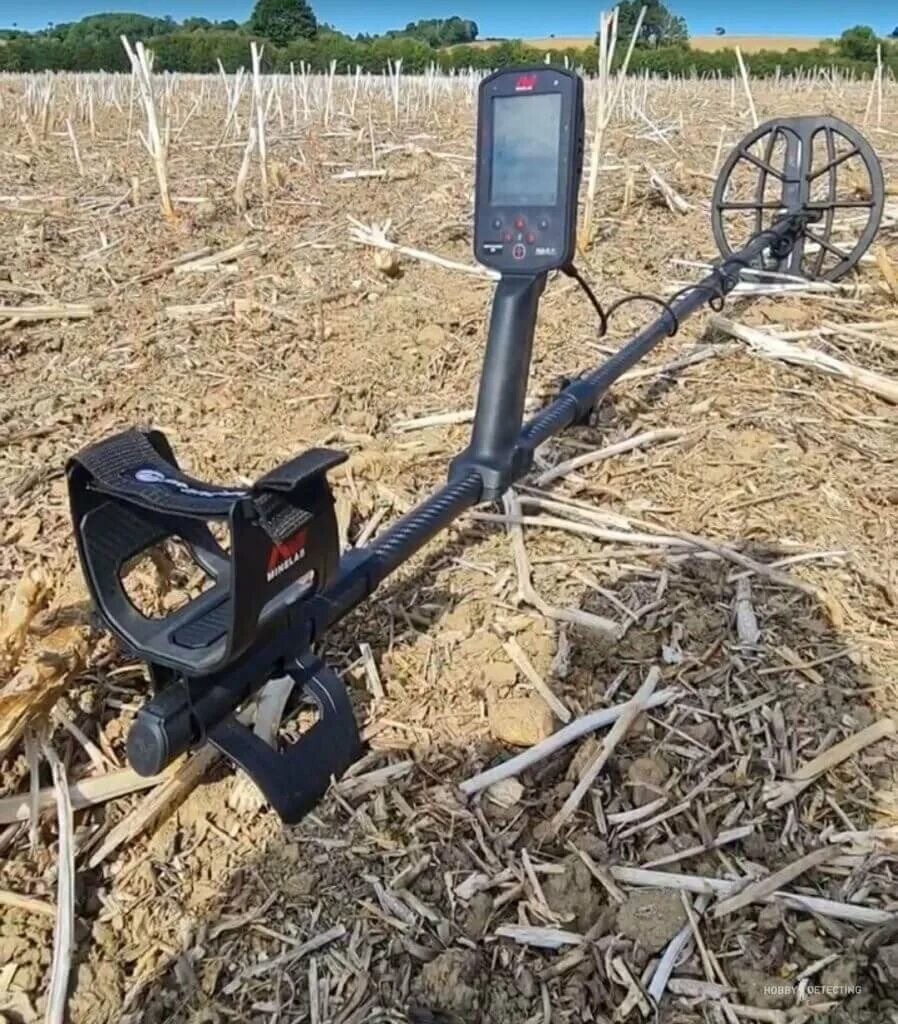 Металлоискатель minelab manticore. Новый металлоискатель minelab 2025. минелаб мантикор. мантикора металлоискатель. новый минелаб мантикор 2025.