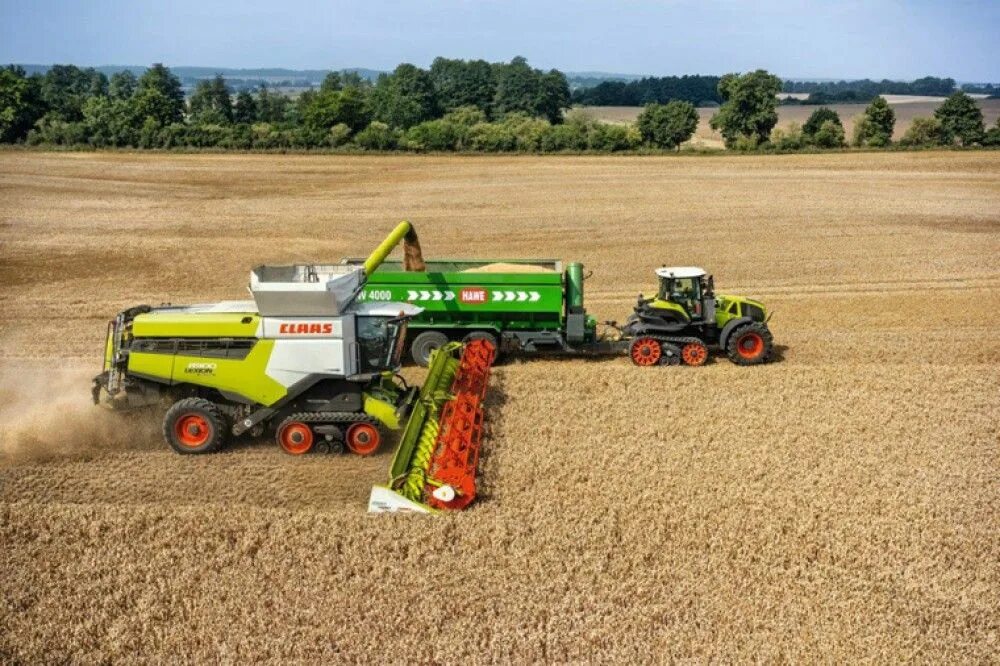 Современные сельскохозяйственные машины. Axion 900 terra trac. Сельхозтехника джон дир. Трактора и комбайны российского производства. Комбайны тракторы сельхозтехника.