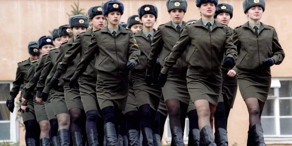 Военная форма. Современная Военная форма. Женская форма в армии. Русские женщины военные.