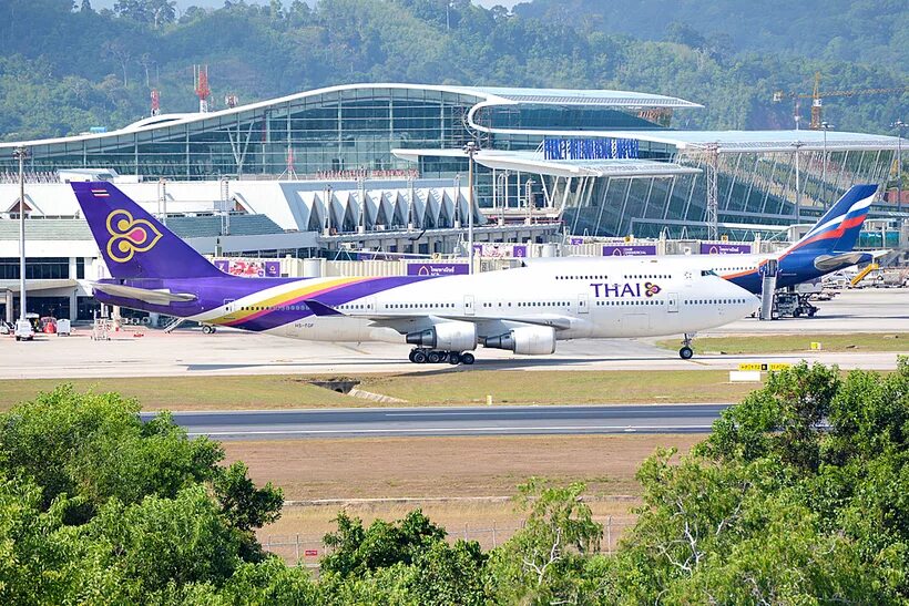 Direct (non-stop) flights from Phuket International Airport - Europefly