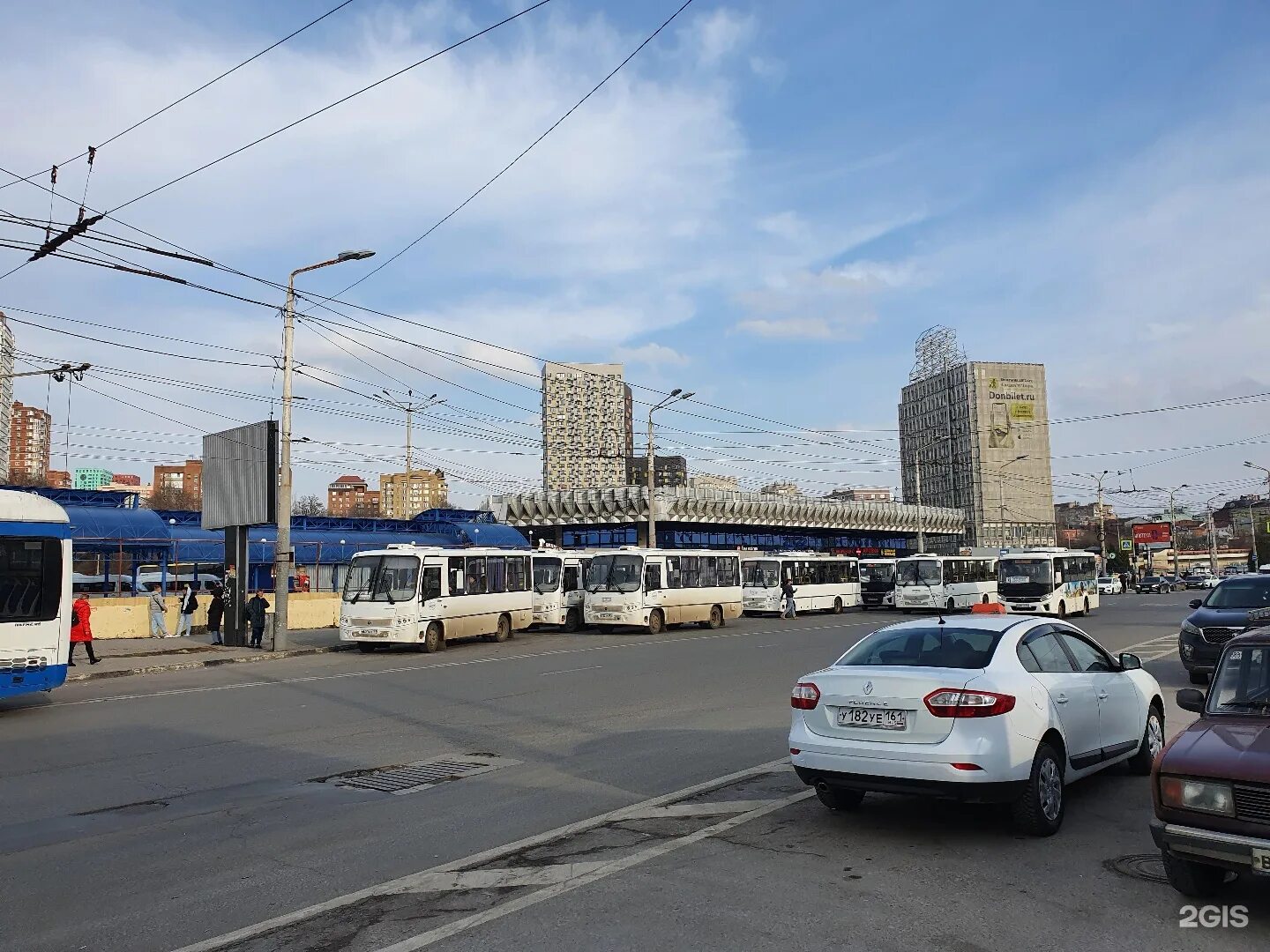 Проспект сиверса ростов. Сиверса 28. Проспект сиверса 3. Проспект сиверса 3. Проспект сиверса ростов на дону.