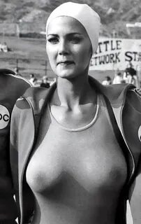 Lynda Carter - Battle of the Network Stars (1978) - Other Crap.