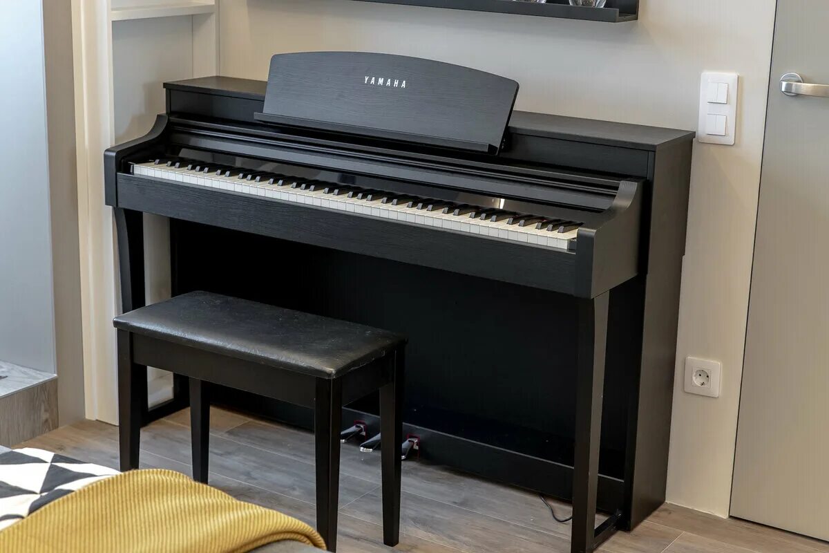 Цифровое пианино с обучающей подсветкой. Цифровое пианино roland rp401r. Пианино корг. Пианино классическое. Korg b2-wh.