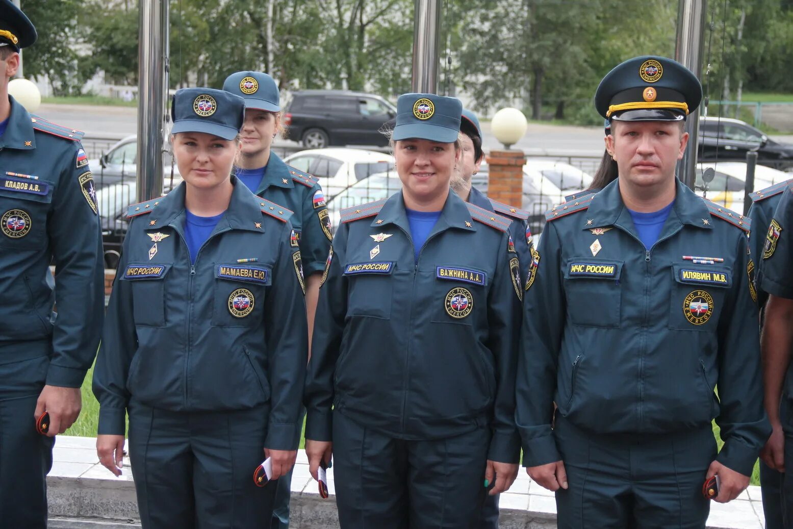 Мчс какие. Сотрудники мчс россии. звания мчс рф. спецзвания мчс.