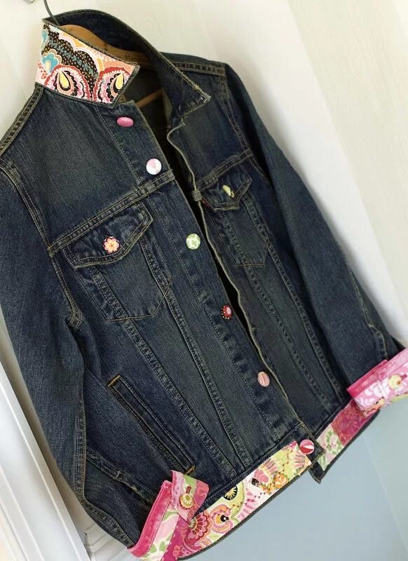 Как переделать джинсовую куртку в модную Pin on customisé vet Embellished denim jacket, Diy denim jacket, Refashion cloth