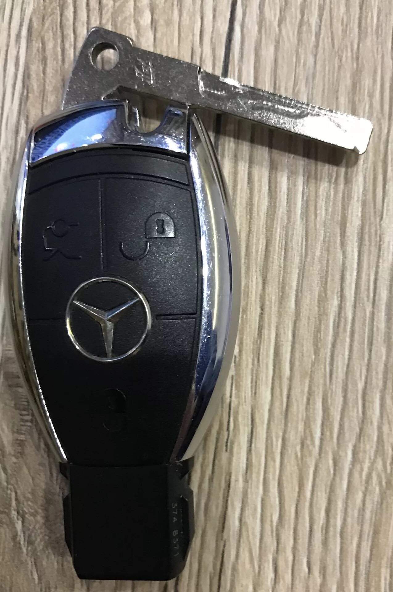 Keyless go Mercedes ключ. Keyless go Key Mercedes w218. ИК ключ w163. Keyless go w211. Не виден ключ мерседес