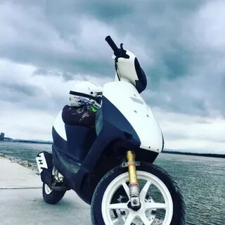 Suzuki zz inch up sport