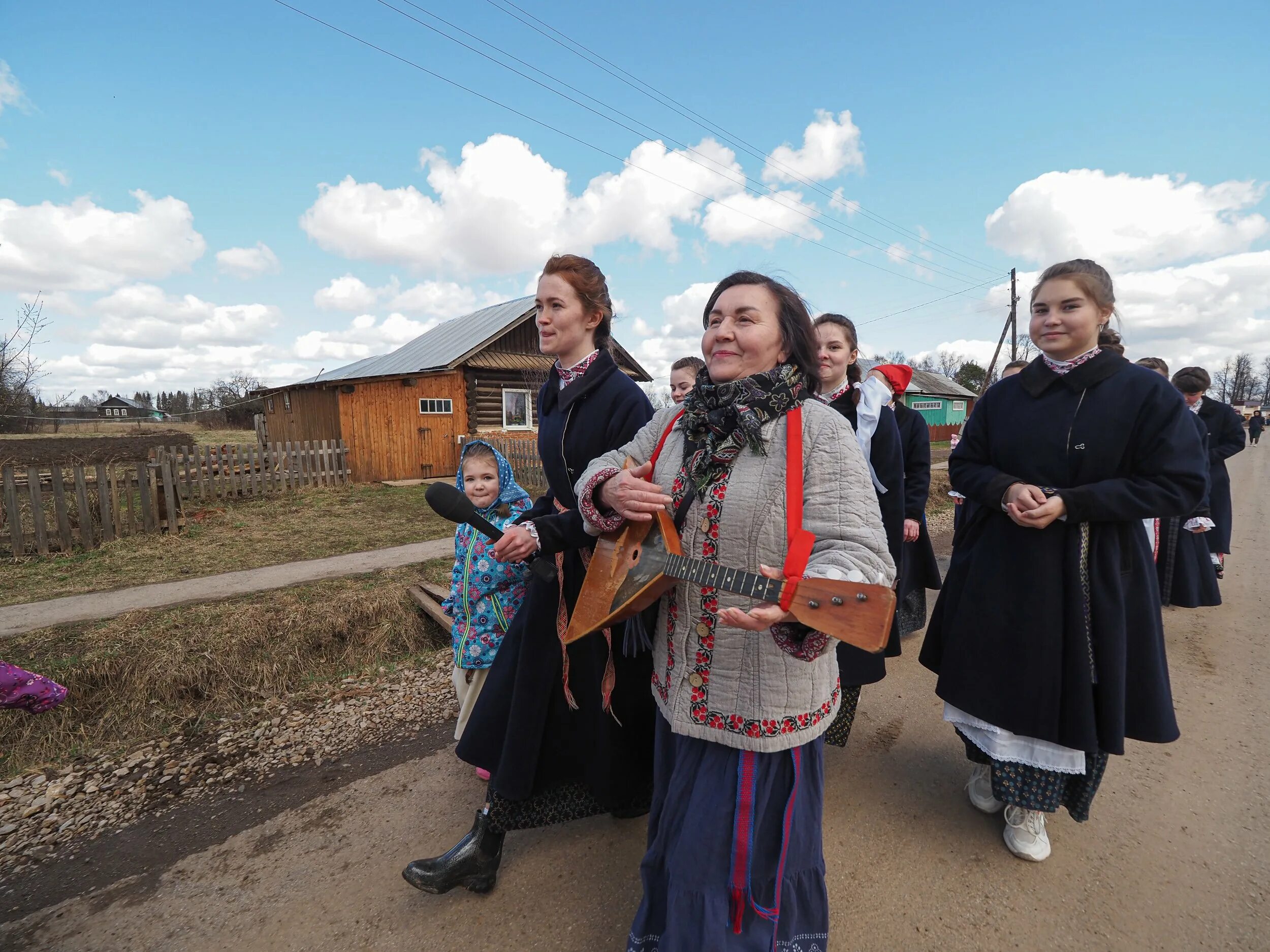 Погода в селе архангельском на неделю. Село Архангельское Пермский край. Центр национальной культуры «ассяма Горт». Новоархангельское село население. Погода в селе Архангельское Пермский край.