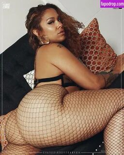 Scarlett Cakez  Scarlett Fever  scarlett4real  scarlettcakez  the_scarl...