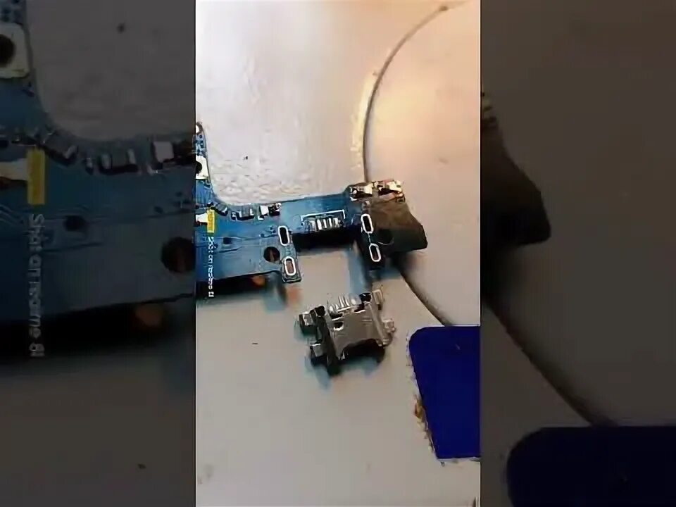 Разъём наушники хонор 9 лайт. Пс4 замена гнезда зарядки. Honor 5a замена разъема зарядки. Iphone xs замена разъема зарядки. Замена разъема зарядки хонор 8 lite.
