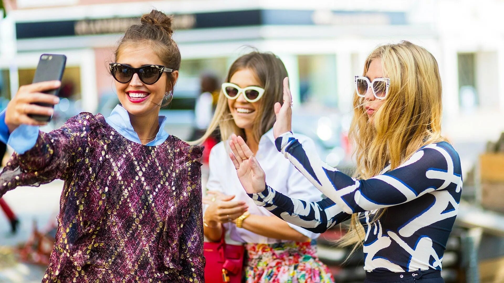 Фэшн инфлюенсер. Успешная женщина модель. Fashion influencer. Модные инфлюенсеры. Блоггеры о моде и стиле.