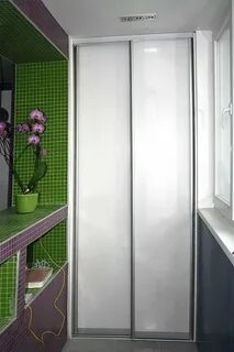 Пластиковый шкаф купе