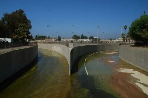 La water