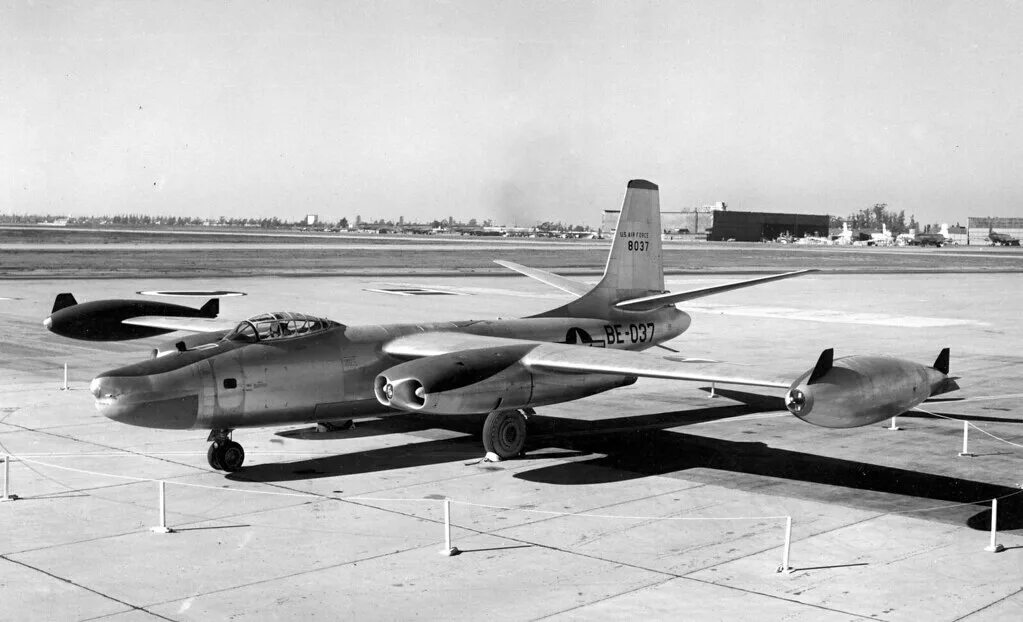 Ис 47. B-45 Tornado. RB-45c. North American RB-45c Tornado. North American b-45 Tornado.