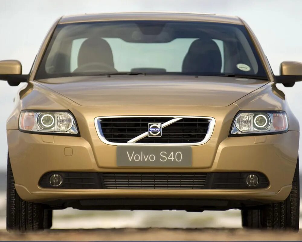 Купить вольво автомат. Volvo s40 II. Volvo s40 2. Вольво s40. Volvo s40 2 Рестайлинг.