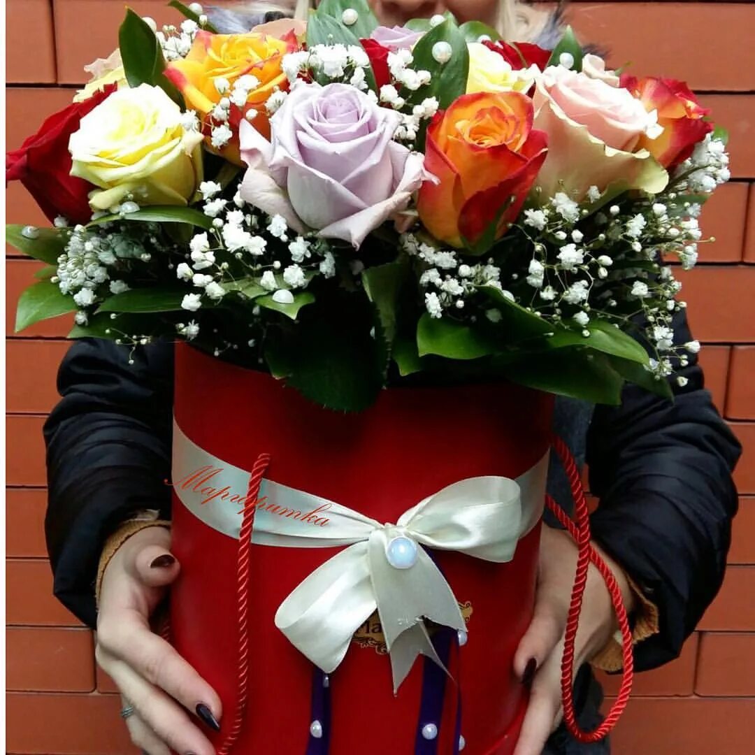 Букеты роз астрахань. Розы 2 метра. 20 красных роз букет. Букеты роз астрахань. Букеты роз астрахань.