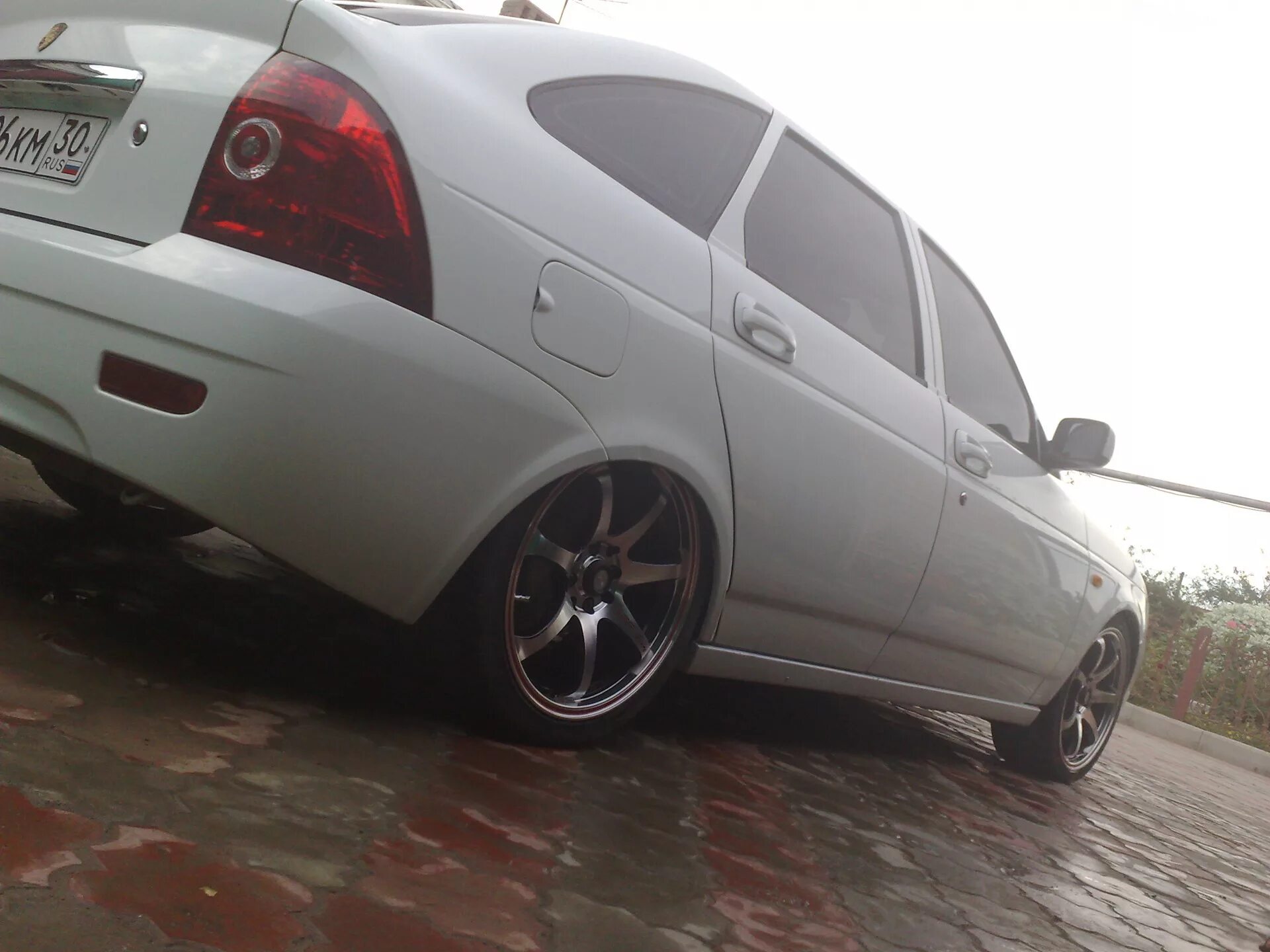 Лада приора на литье р14. Радиус диска приора. Колеса приора r16 размер. Вес диска торус r16. Приора седан кориандр на дисках r15.