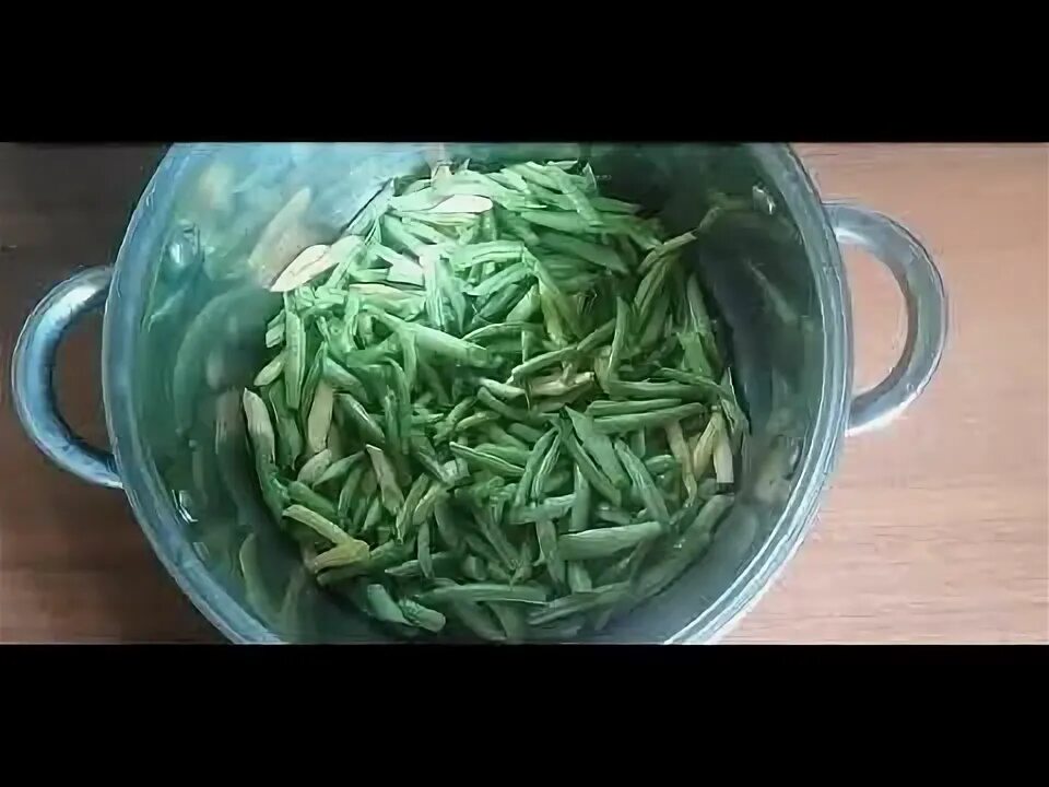 Стручковая фасоль на зиму. Спаржевая фасоль семена. Лабораторная работа проращивание семян фасоли. Спаржевая фасоль надо замачивать перед посадкой. Спаржевая фасоль вьющаяся сорта.