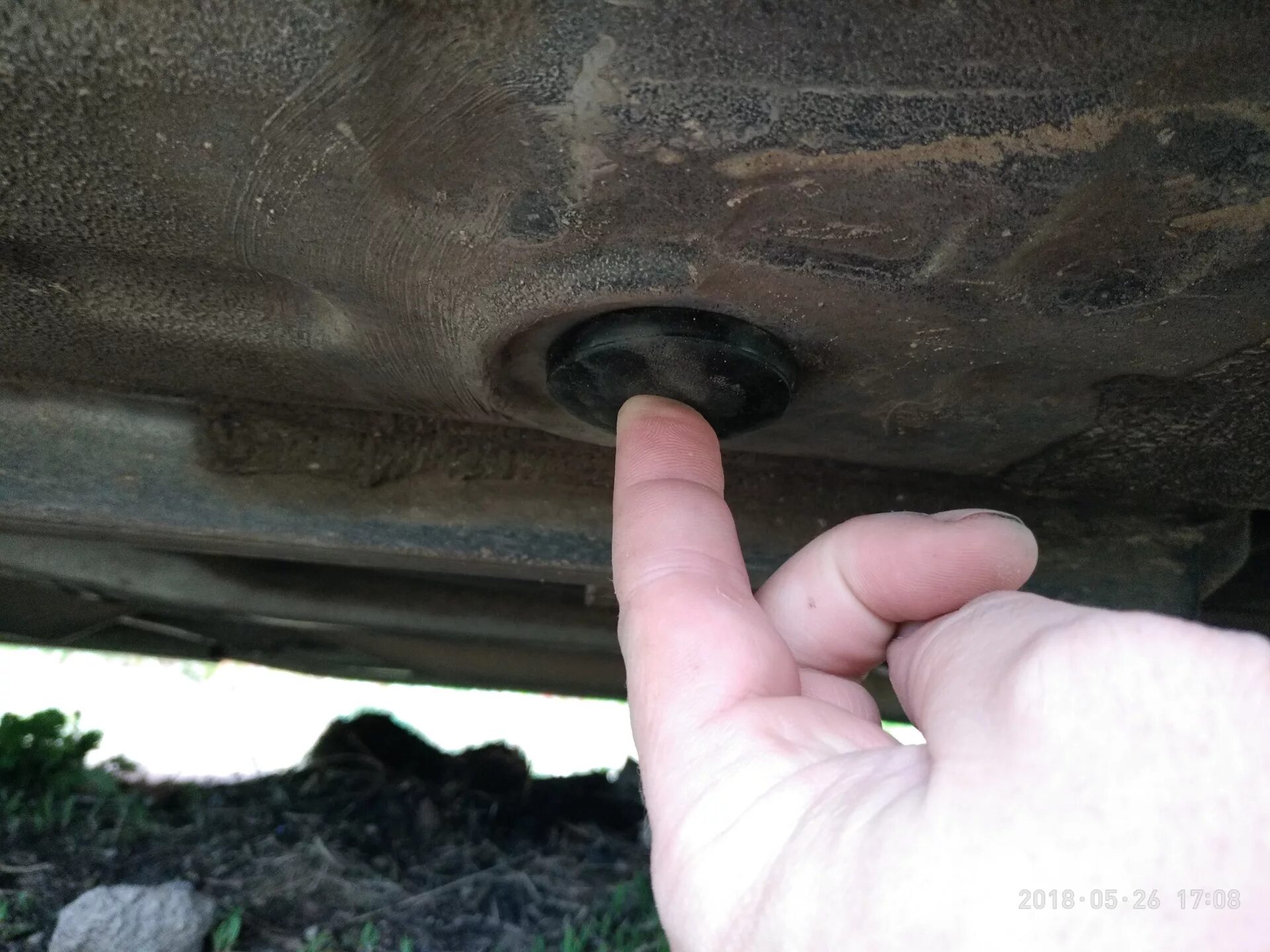 Заглушки днища шкода. Резиновые заглушки днища hyundai tucson 2008. заглушка технологического отверстия тойота королла. заглушки днища хонда цивик 4д. заглушка днища форд фьюжн.
