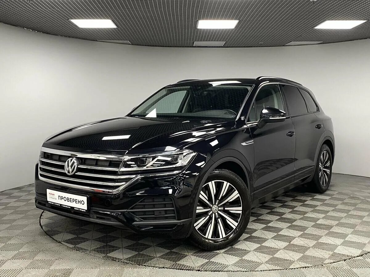 Фольксваген туарег бензин купить. Volkswagen Touareg-3 чёрный. Туарег 2019. Фольксваген Туарег в6тта 2019. Туарег 2019 синий.