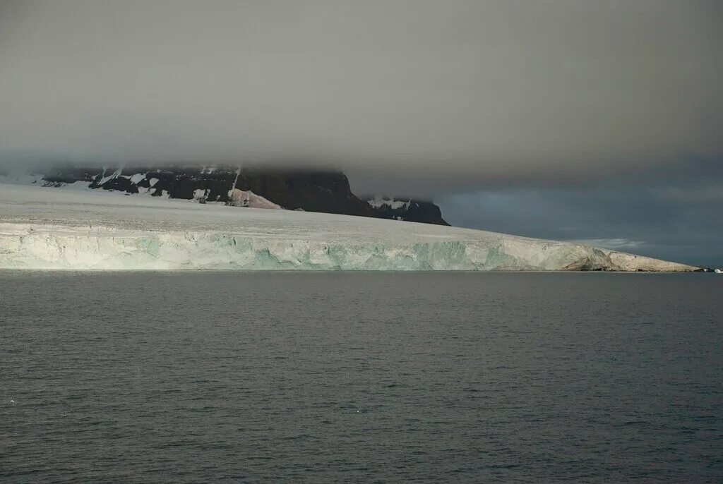 Остров александры. Земля франца иосифа-зфи. Мурманск земля франца иосифа. Остров александры в арктике. Остров александры.
