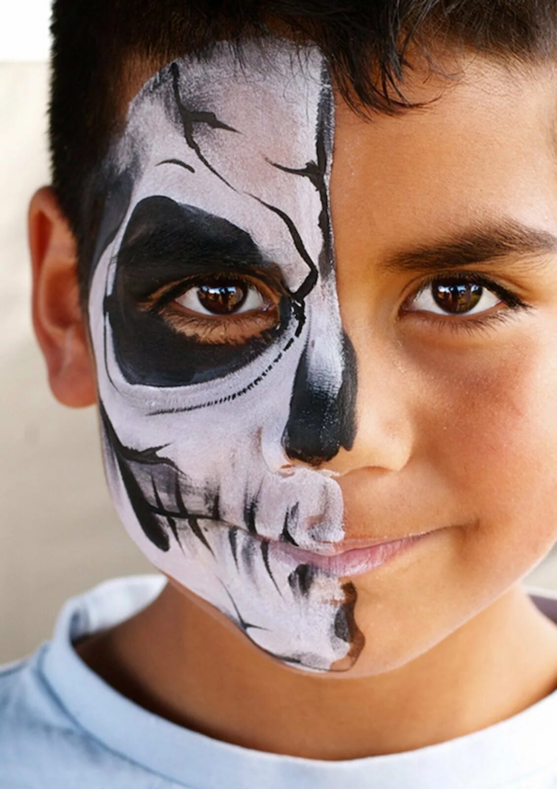 лёгкий аквагрим для детей. детский аквагрим для мальчиков. раскрасить лицо мальчику. маски грим для детей. детский грим на лице.