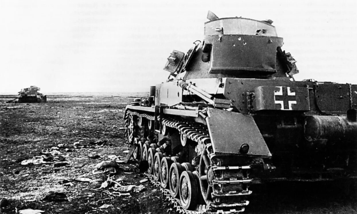 22 немецких танков. PZ III 1941. Танк т4 1942. Танки вермахта 1942. Немецкие танки в 1942г.