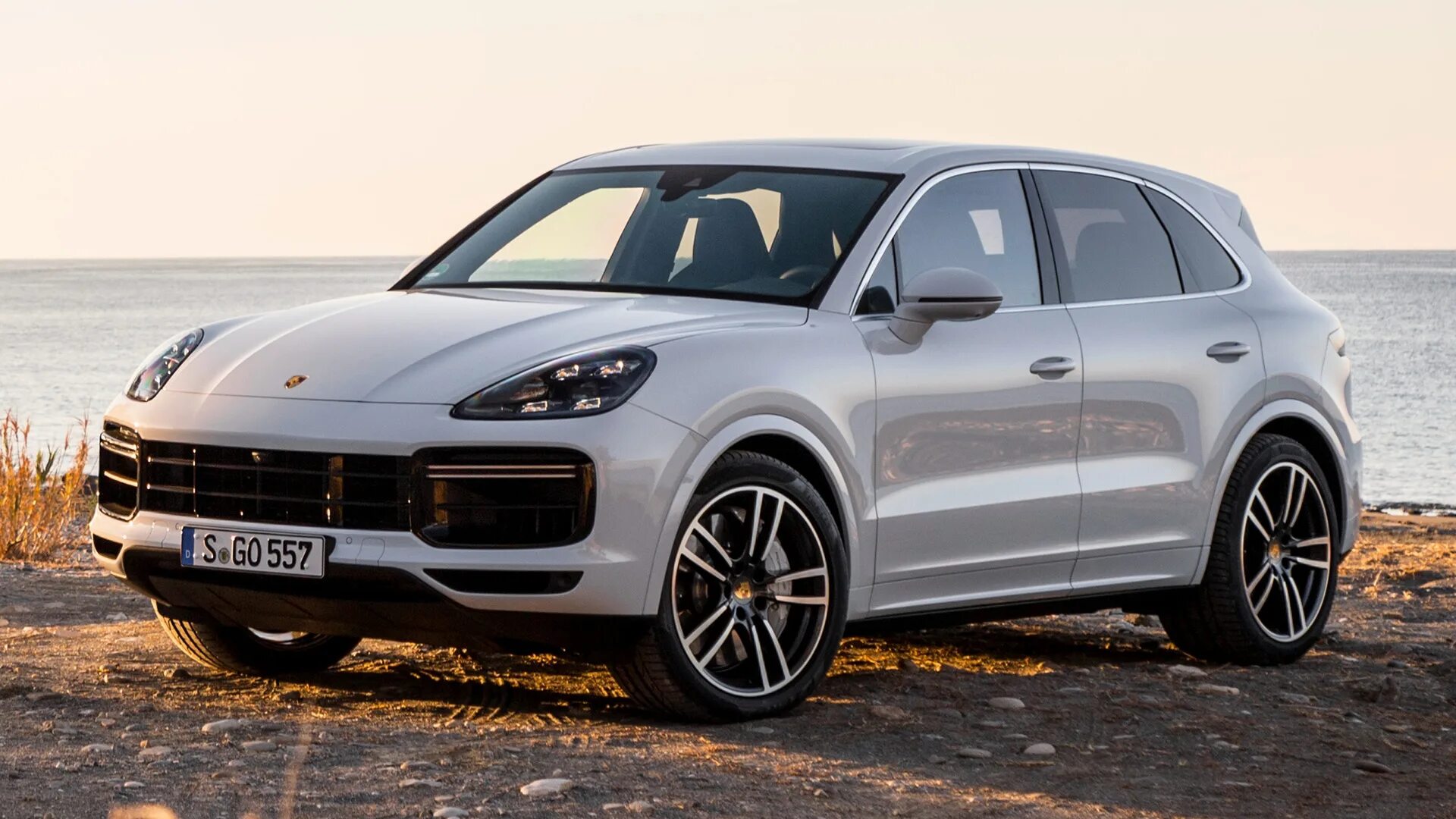 Купить кайен новый. Порше Кайен 2022. Porsche Cayenne Turbo s 2022. Новый Порше Кайен 2022. Порше Кайен 2014.