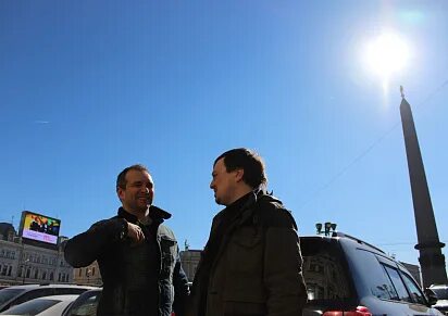 Радио кремов и хрусталев. Кремов и хрусталев. кремов и хрусталев радио рекорд. кремов и хрусталев 2025. кремов и хрусталев фото 2025.