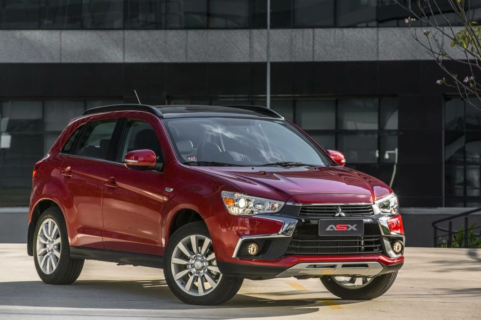 Плюсы mitsubishi. Митсубиси АСХ. Mitsubishi ASX 2010-2016. Митсубиси ASX 2017. Митсубиси АСХ 2016.