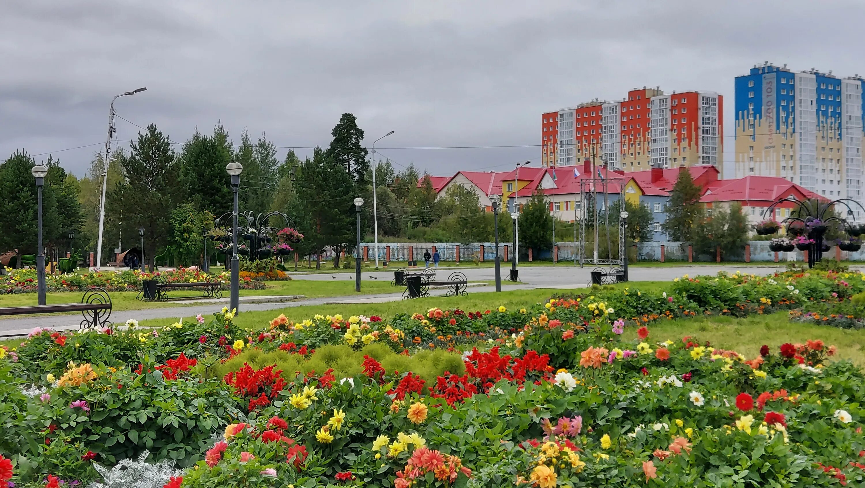 Код города пыть ях. Пыть ях город. люди города пыть ях. город пыть ях микрорайон 9 черемушки. электрогорск парк.