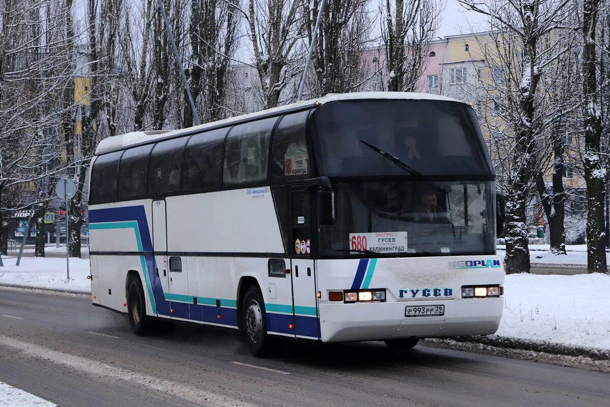Автобус 580 Калининград Гусев. Автобус 680э Калининград Черняховск. Автобус Гусев Калининград 680 э. 680э Калининград Гусев.