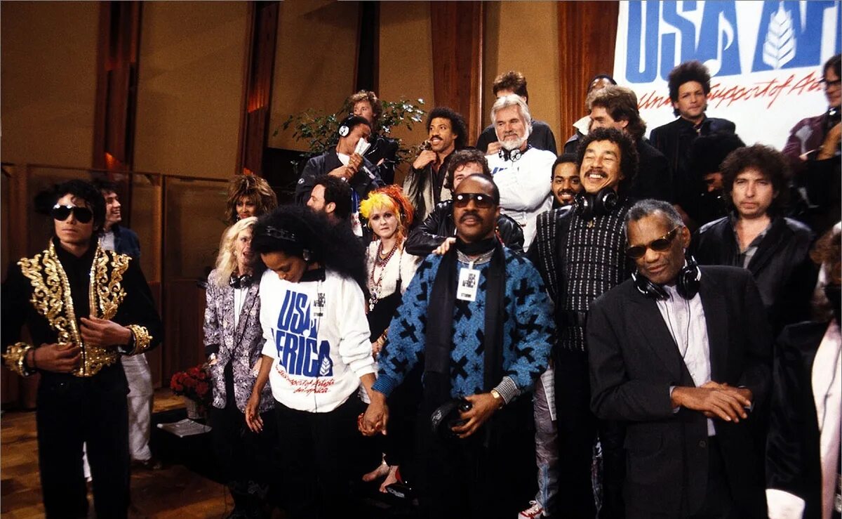 Группа usa for africa. Usa for africa we are the. We are the world usa for africa. Usa for africa we are the. Usa for africa we are the.