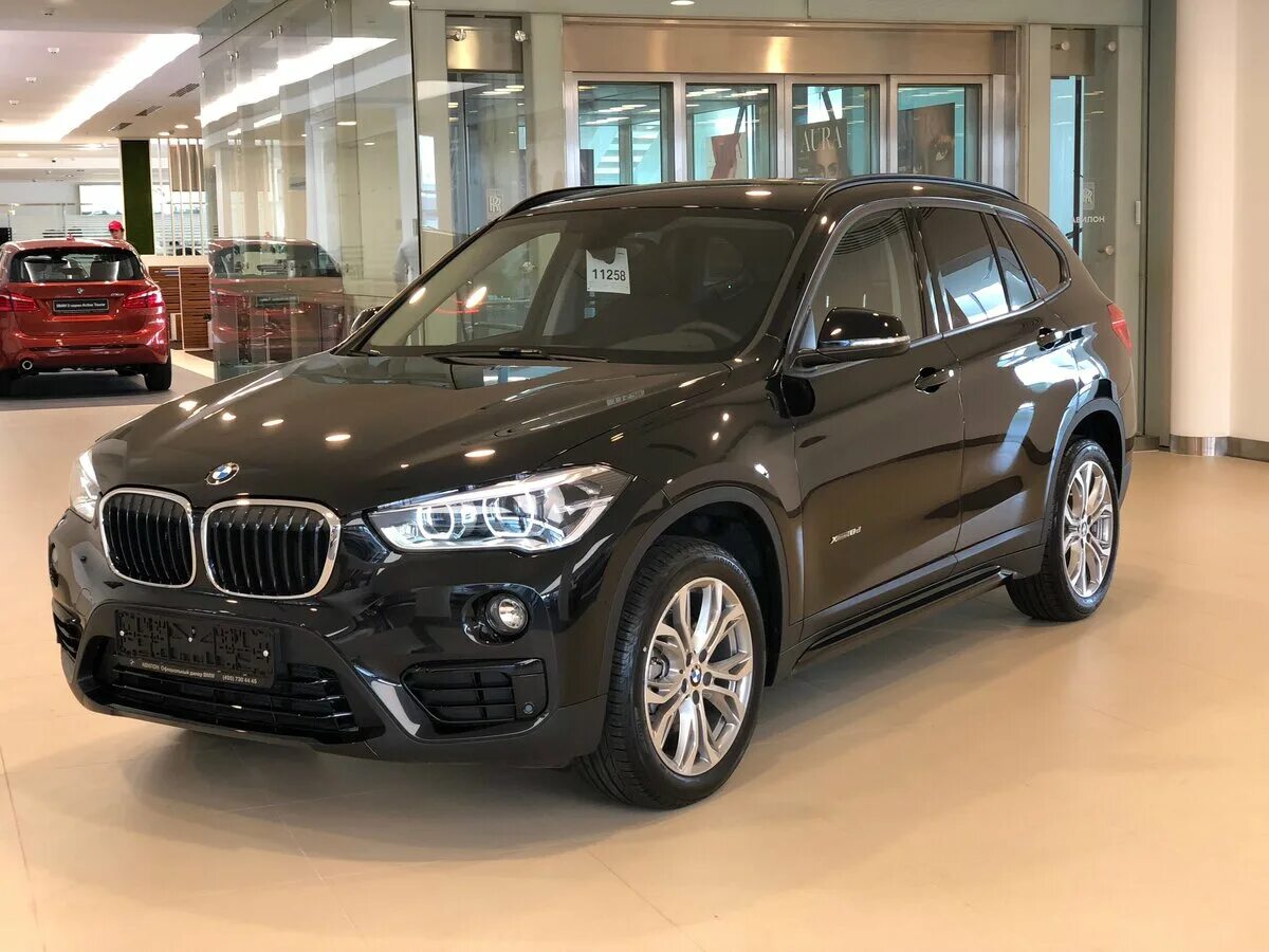 Отзывы бмв х3 2.0. BMW x1 18d XDRIVE II f48. БМВ x1 2021. BMW x1 черный. BMW x1 2018.