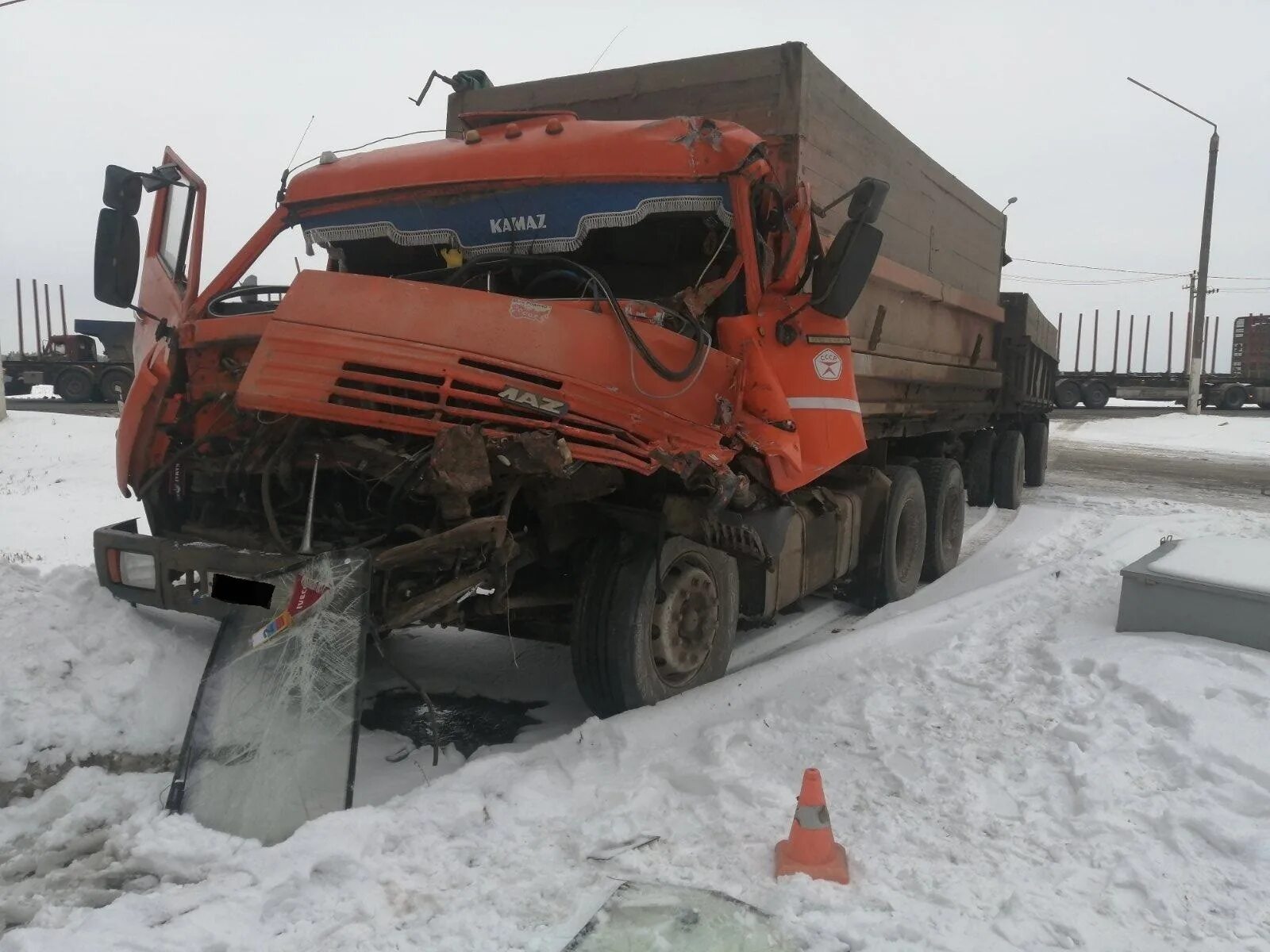 Новости 7 2 2023. КАМАЗЫ. Авария в Брянске вчера на объездной.