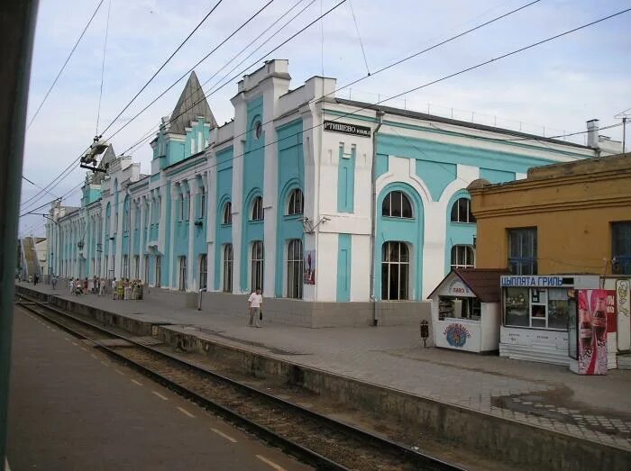 Ртищево самара. ЖД станция Ртищево. Станция Ртищево 1. Вокзал Ртищево 1. Железнодорожный вокзал Ртищево.