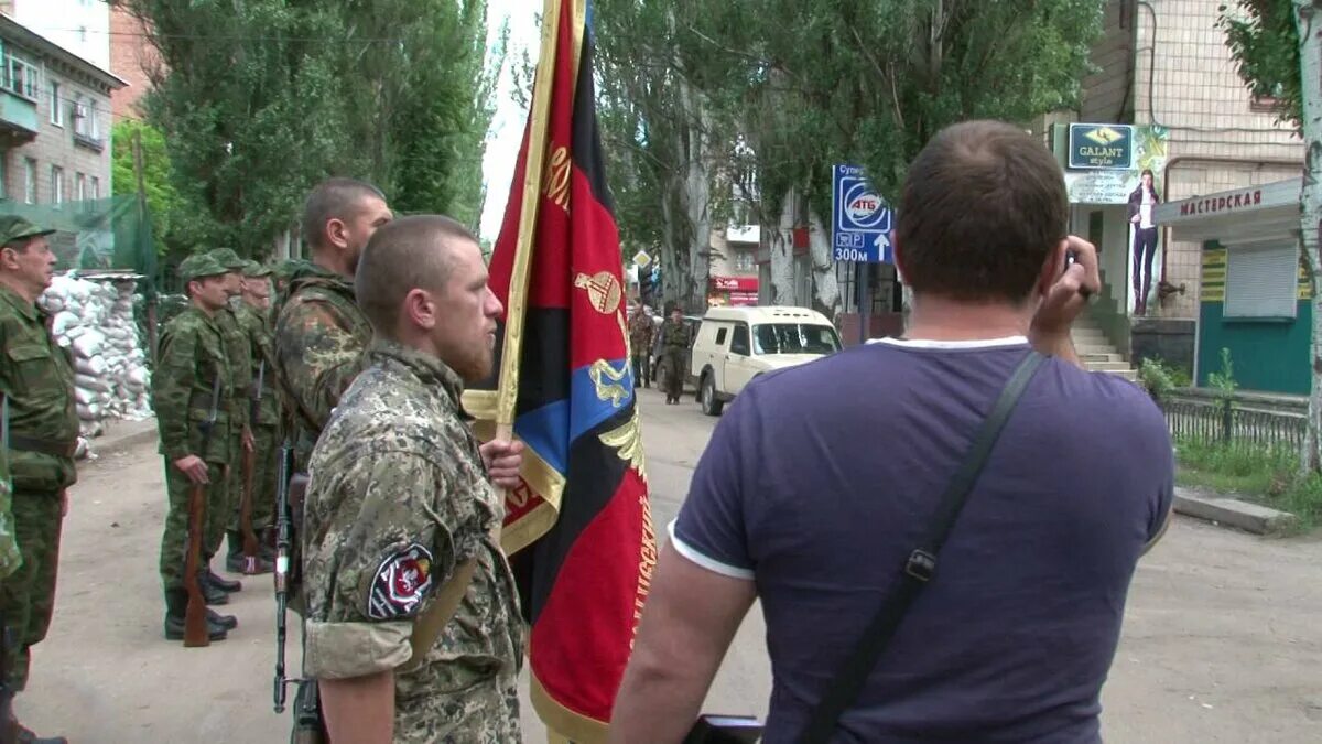 Славянский захват. Стрелков в Славянске 2014. Бои за Славянск 2014 Стрелков. Группа Стрелкова в Славянске.