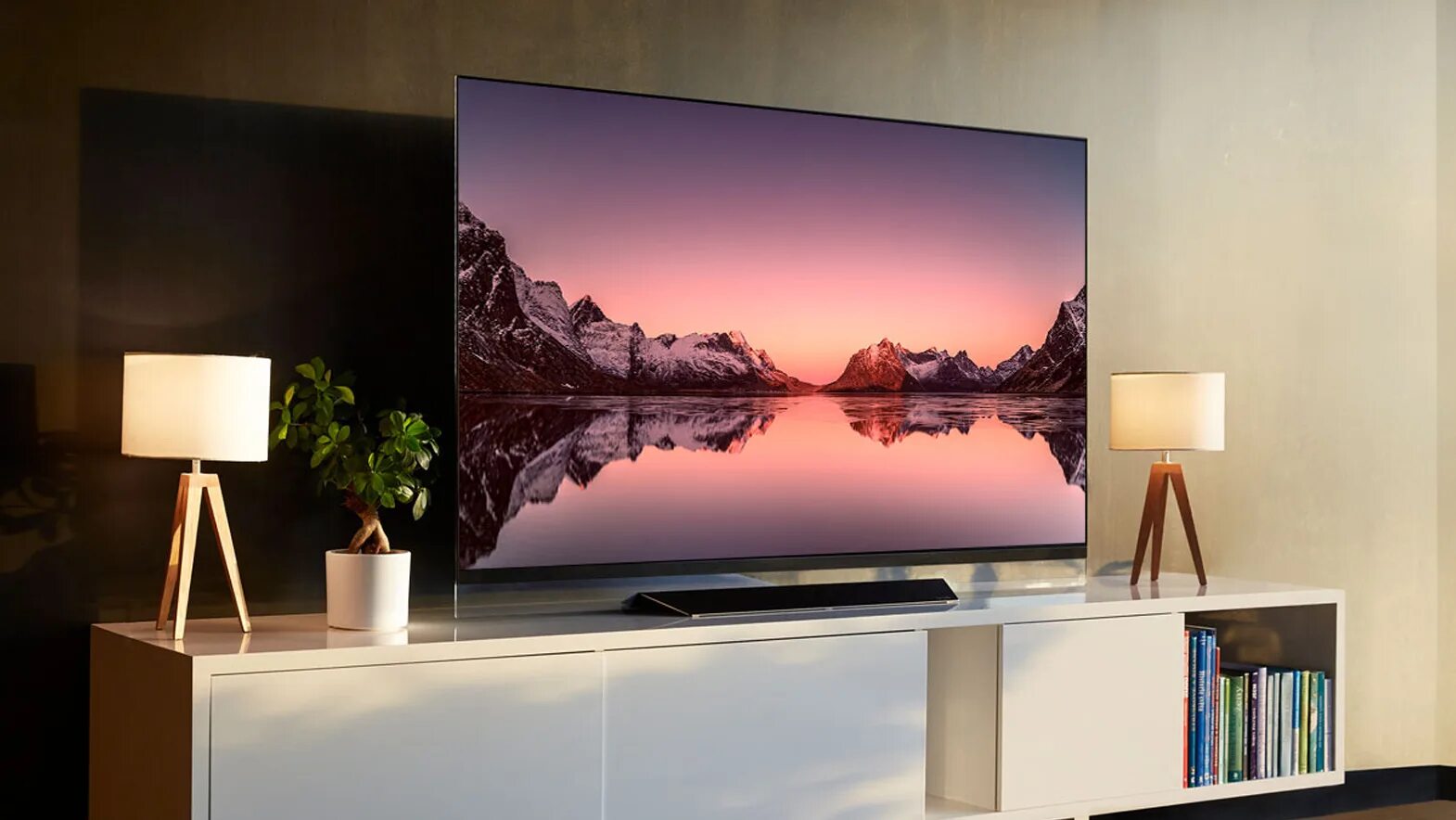 Лучшие телевизоры OLED 55 дюймов 2022. Телевизор 55 дюймов олед LG 2022. Телевизор LG OLED 75 дюймов. Телевизор LG 55sm9800pla TV.